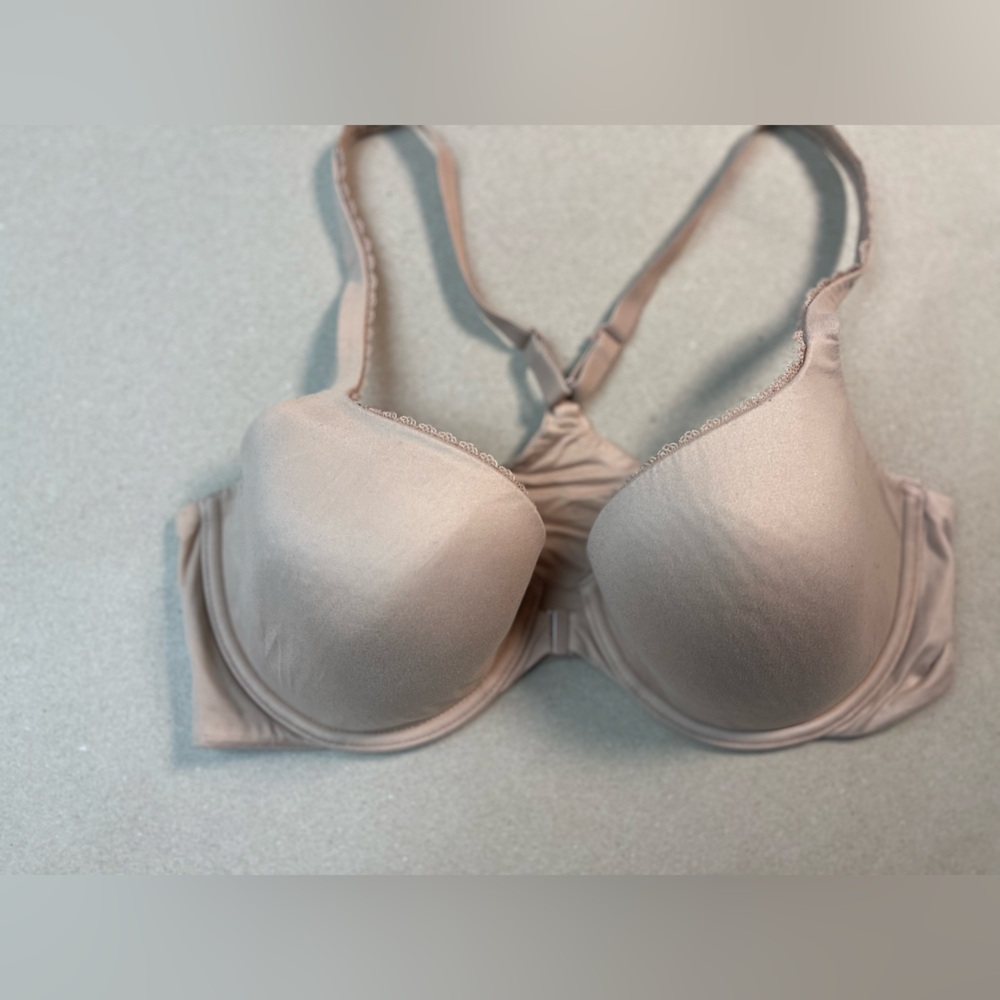 Victoria's Secret Body by Victoria Demi Racerback Nude Bra